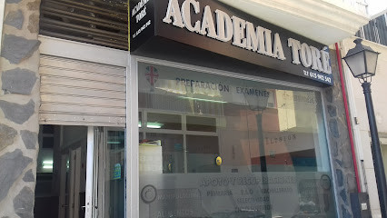 Academia Tore