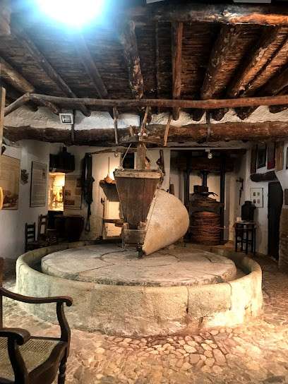 Museo Etnologico De Riogordo